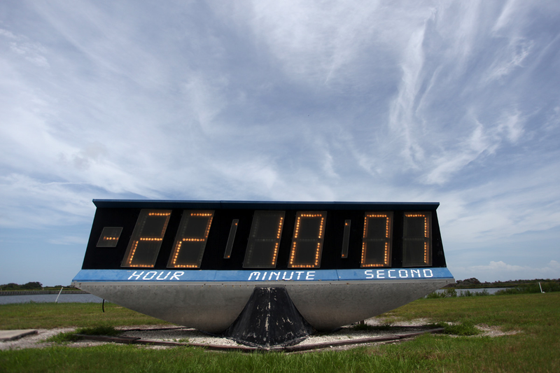 Illustration for article titled The History of NASA's Iconic Countdown Clock (And a Look at the New One)